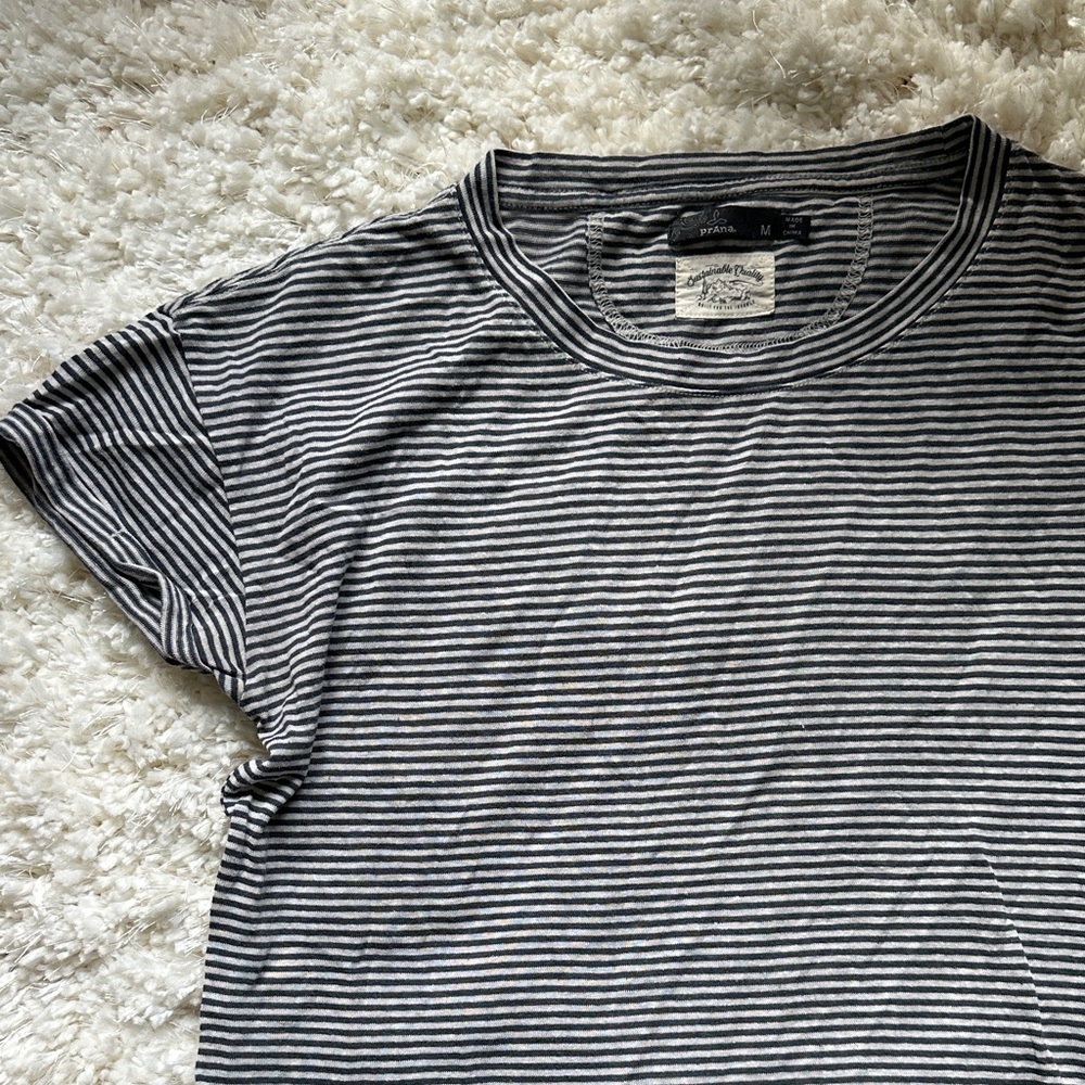 Prana cozy up Tee